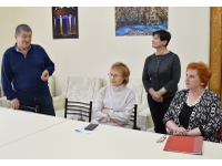 Друзей моих прекрасные черты...