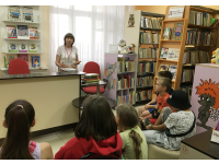 Книга мир тебе откроет