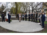  На звездных и земных орбитах