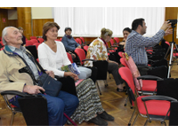 Надежды маленький оркестрик…