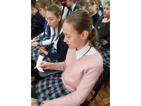 Нет, не ушла война в забвенье...