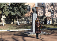 С любовью к поэту